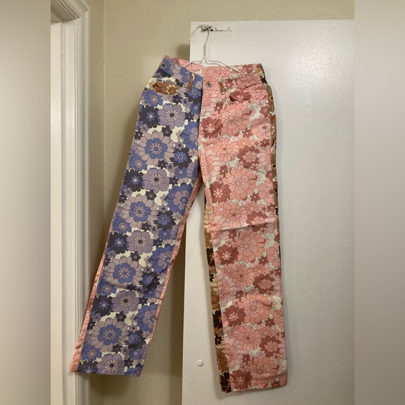 Ragged Jeans Floral Pants - Picture 6 of 7